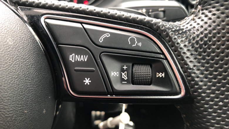 Audi Q2 30 TDI S Line 5dr S Tronic Diesel Estate